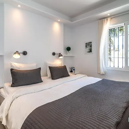 Renovated Penthouse In Naranjos *