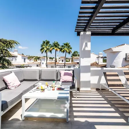 Renovated Penthouse In Naranjos ماربيا