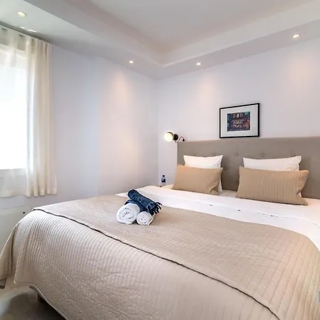 Renovated Penthouse In Naranjos דירה