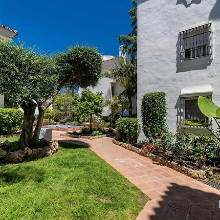 Renovated Penthouse In Naranjos