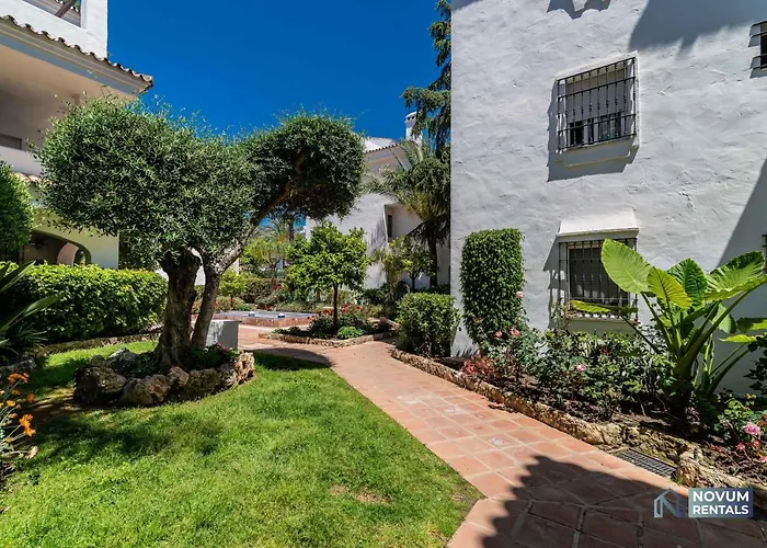 Renovated Penthouse In Naranjos