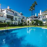 Renovated Penthouse In Naranjos *