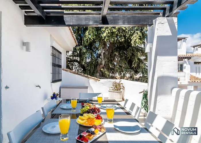 Renovated Penthouse In Naranjos アパート *